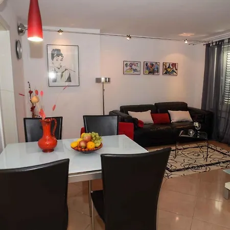 In - Istrien 43007 Apartment